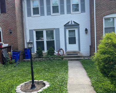 4 Bedroom 2BA 1508 ft Apartment For Rent in Columbia, MD