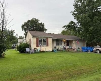 2 Bedroom 1BA 1054 ft Single Family Home For Sale in MIAMI, OK