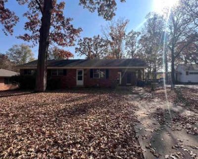 3 Bedroom 2BA 1170 ft Single Family Home For Sale in LITTLE ROCK, AR