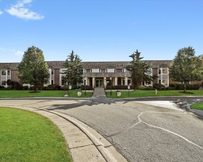 1 Bedroom 1BA 1000 ft Condo For Rent in Park Ridge, IL