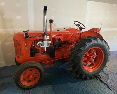 1949 Case S Tractor in Restored Condition. All redone, beautiful tractor