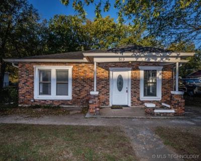 3 Bedroom 1BA 990 ft Single Family Home For Sale in ARDMORE, OK