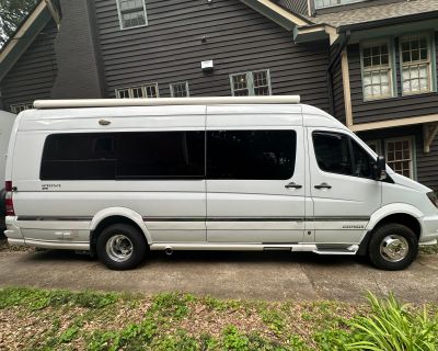 2017 Airstream INTERSTATE GRAND TOUR EXT GT 4 X 4
