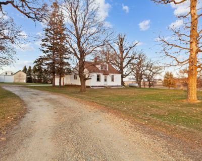 3 Bedroom 2BA 1242 ft Single Family House For Sale in Woodville, MN