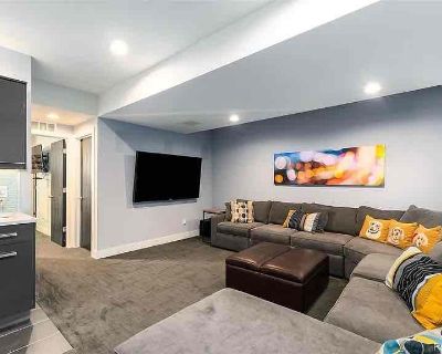 Furnished Room for Rent - Luxury lower level apartment