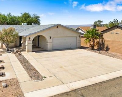 3 Bedroom 2BA 1412 ft Single Family House For Sale in Fort Mohave, AZ