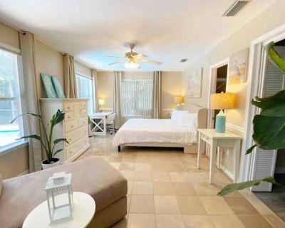 Available on: now. Furnished. Parking available * Internet included * Students welcome * 40+ years welcome Maria will require background checks for this room Learn more. This one-of-a-kind master bedroom has gorgeous views of the lake and in-ground pool. There is a workstation facing the outdoor views making this an ideal room for remote work. The sliding glass doors open to the sunroom, giving...