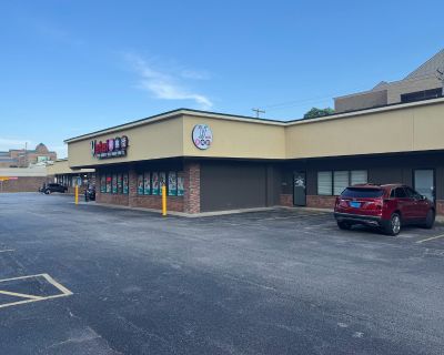 13050 ft Commercial Property For Rent in Champaign, IL