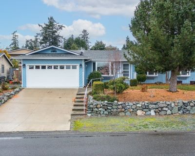3 Bedroom 2BA 1354 ft Single Family House For Sale in Anacortes, WA