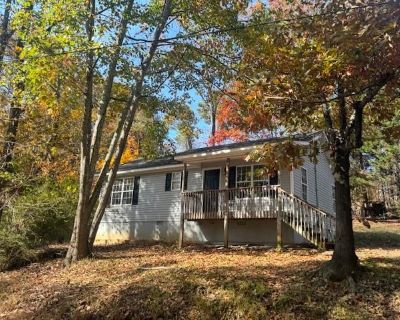 2 Bedroom 1BA 888 ft House For Rent in Cumming, GA