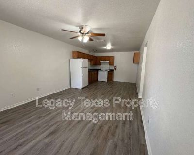 2 Bedroom 1BA 0 ft Apartment For Rent in Cleburne, TX