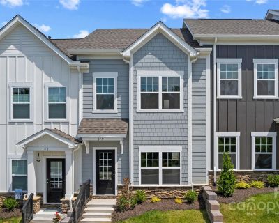 3 Bedroom 2BA 1640 ft Townhouse For Sale in Asheville, NC