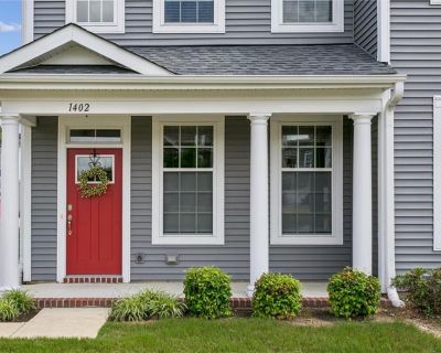 4 Bedroom 3BA 2398 ft Condo For Sale in Williamsburg, VA
