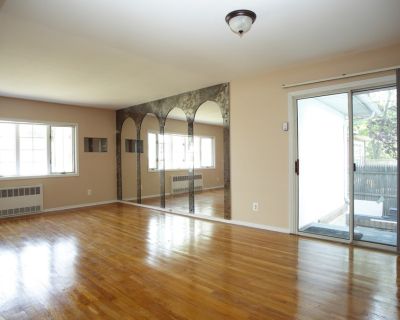 $950 per month room to rent in Hicksville