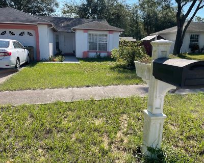 Furnished Room for Rent - Cozy Room in Quiet Neighborhood