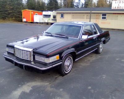 1982 Ford Thunderbird Base 2D Coupe