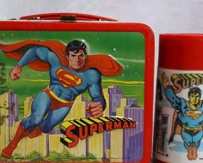 725 W 2nd St, Lansdale, PA. IN-HOUSE SHIPPING AVAILABLE! AUCTION ENDS WEDNESDAY November 19th starting at 7pm! Preview Available November 17-19th By Appointment Only. Preview can be done in person or via video chat. Please visit us at www.ArchiveAuction.com We Bring You The Best of Pop Culture Every Month! Comics, Cards, Toys, Ephemera, Antiques, Plus Much, Much More! You can Always Find Amazin...