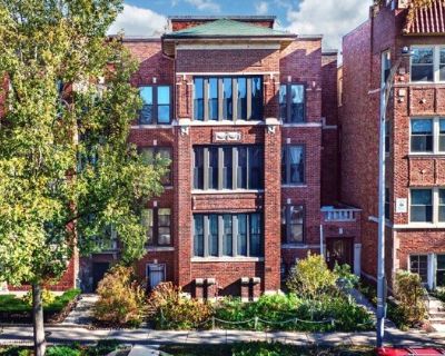 N Sheridan Rd Apt R, Chicago, Condo For Rent