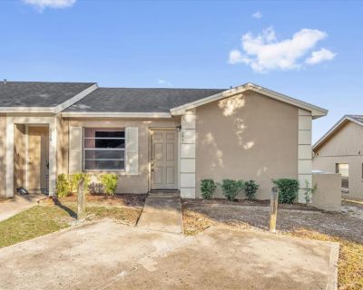 3 Bedroom 2BA 1106 ft Apartment For Rent in Orlando, FL