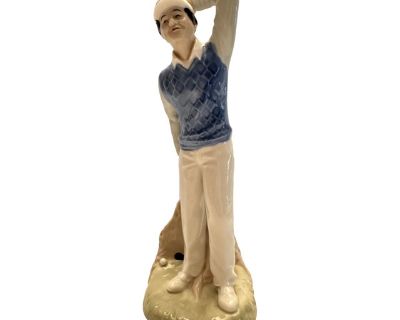 1980s Royal Doulton England "Golfer" Figurine Hn2992 Signed Robert i.tabbenor