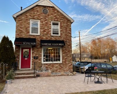 2 Bedroom 1BA Condo For Rent in Little Falls, NJ