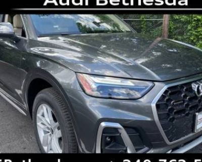 2022 Audi Q5 Premium