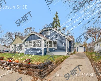 3 Bedroom 1BA 1100 ft Pet-Friendly Single-family home For Rent in Grand Rapids, MI