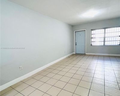 2 Bedroom 1BA 725 ft Property For Rent in Miami, FL