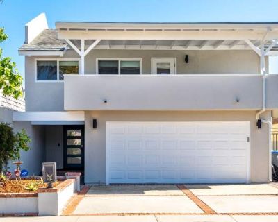 4 Bedroom 2.5BA 2298 ft Furnished Pet-Friendly Apartment For Rent in Oxnard, CA