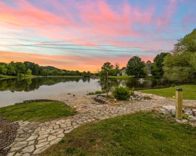4 Bedroom 6BA 4926 ft Single Family Home For Sale in SPRING HILL, TN