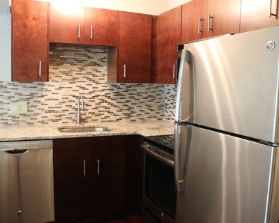 1 Bedroom 1BA 600 ft Pet-Friendly Apartment For Rent in Kansas City, KS