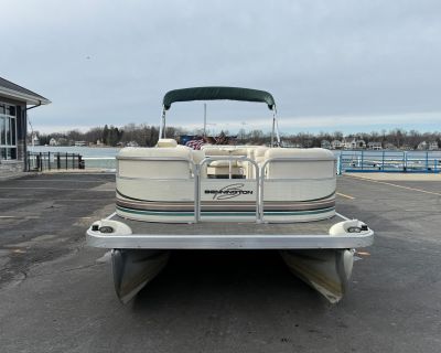 Bennington 2550 RL 2001