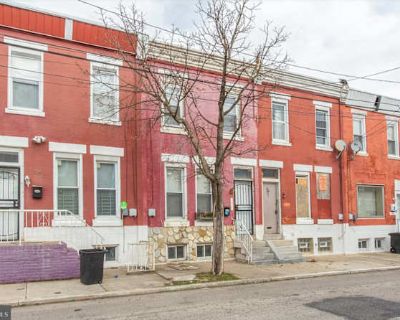 Available on: now. Unfurnished. LGBTQ+ friendly * Students welcome * 40+ years welcome. This house has 5 bed and 2 bath with washer dryer, large living room, large kitchen with new appliances, backyard, and huge basement. It is located at Temple University and was rehabbed within the last 5 years.. Rent $460 per month Bills Not included Security deposit $460 Property type Apartment Room furnish...