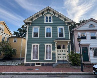 4 Bedroom 2BA 1984 ft Apartment For Rent in New London, CT