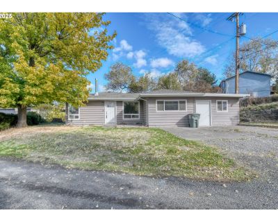 4 Bedroom 1BA 1272 ft Single Family House For Sale in Pendleton, OR