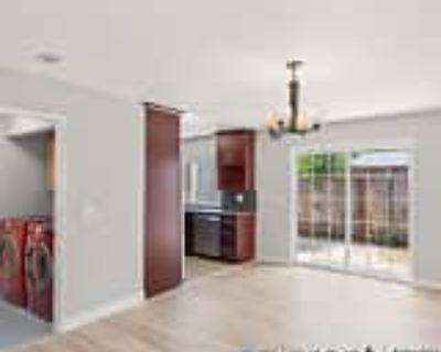 4 Bedroom 2BA 1583 ft² Apartment For Rent in Union City, CA 32259 Mercury Way
