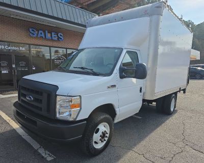 Used 2018 Ford Econoline Supreme Box 2WD Automatic