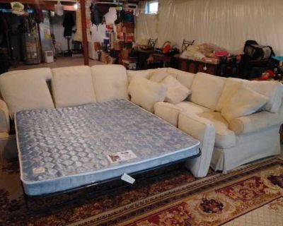 Sealy Sectional with Queen "Sealy Posture Poise mattress" Sleeper Sofa