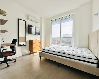 Furnished Room for Rent - Lux Building, Laundry, Rooftop, Priv Terrace #475