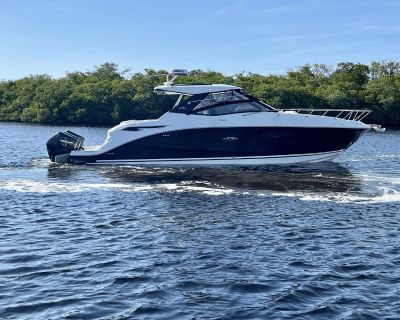 2022 Sea Ray Sundancer 320 Outboard