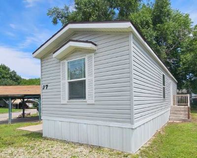 2 Bedroom 1BA 0 ft House For Rent in Wichita, KS