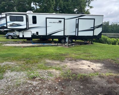 2023 Heartland Milestone 379FLML