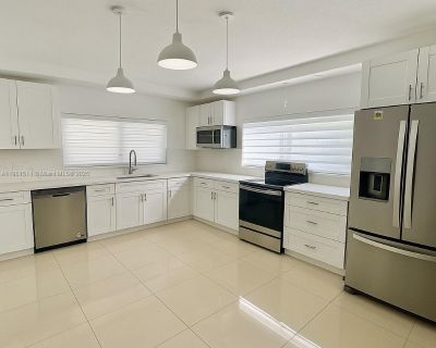 3 Bedroom 2BA 1683 ft Pet-Friendly House For Rent in Miami, FL