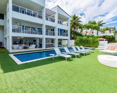 N Venetian Dr. Welcome to Villa Venetia where luxury meets biscayne beauty. This waterfront masterpiece isn t just a house; it s an excuse to never leave home. Floor-to-ceiling windows? Check. A sleek, modern design that makes your last Airbnb look like a shack? Also check. A pool so glamorous it probably has its own Instagram? Absolutely.\r\nWith 8 bedrooms, 7 bath, and more space than you kno...