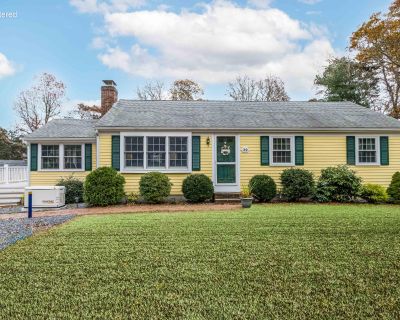 3 Bedroom 1BA 1364 ft Single Family House For Sale in West Yarmouth, MA