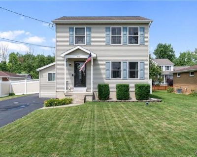 3 Bedroom 3BA 1344 ft Single Family Home For Sale in HAMBURG, NY