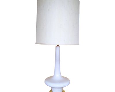 Vintage 1960s Mid Century Modern Lamp With White Crackle Glaze