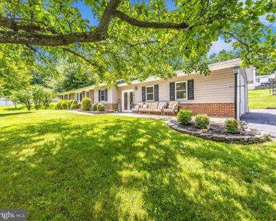 3 Bedroom 2BA 1610 ft Single Family Home For Sale in WAYNESBORO, PA