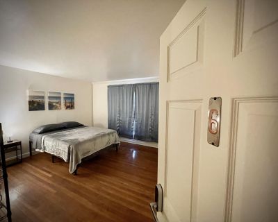 Room for Rent in