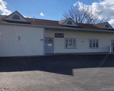 2471 ft Commercial Property For Rent in Groton, CT